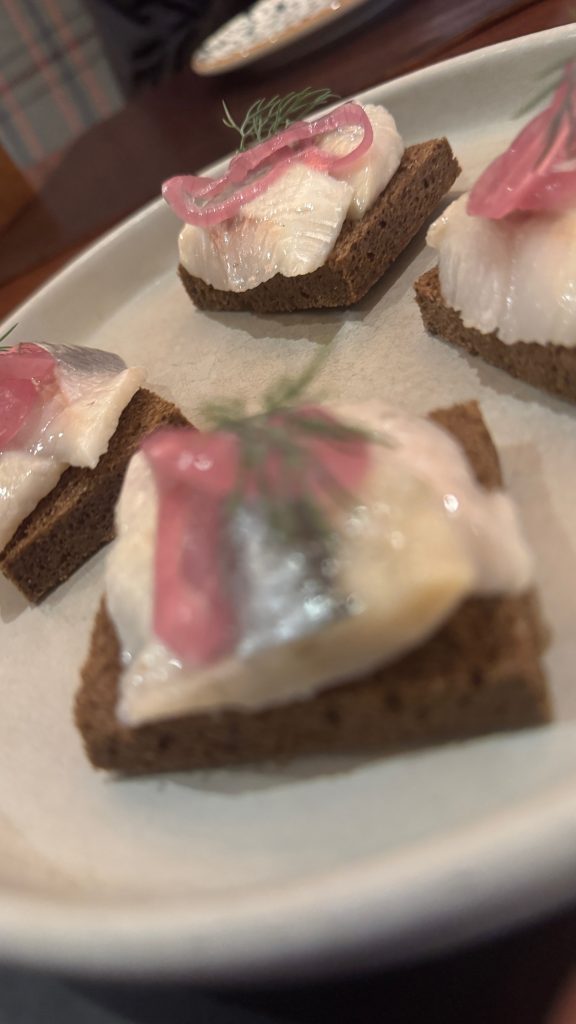 изображение https://rere.vision/wp-content/uploads/2025/10/IMG_8995-576x1024.jpeg https://rere.vision/wp-content/uploads/2025/10/IMG_8995-576x1024.jpeg